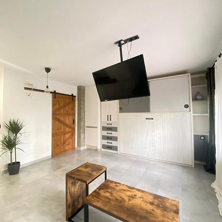 Apartamento Centrico, Luminoso Y Equipado Madrid Exterior foto