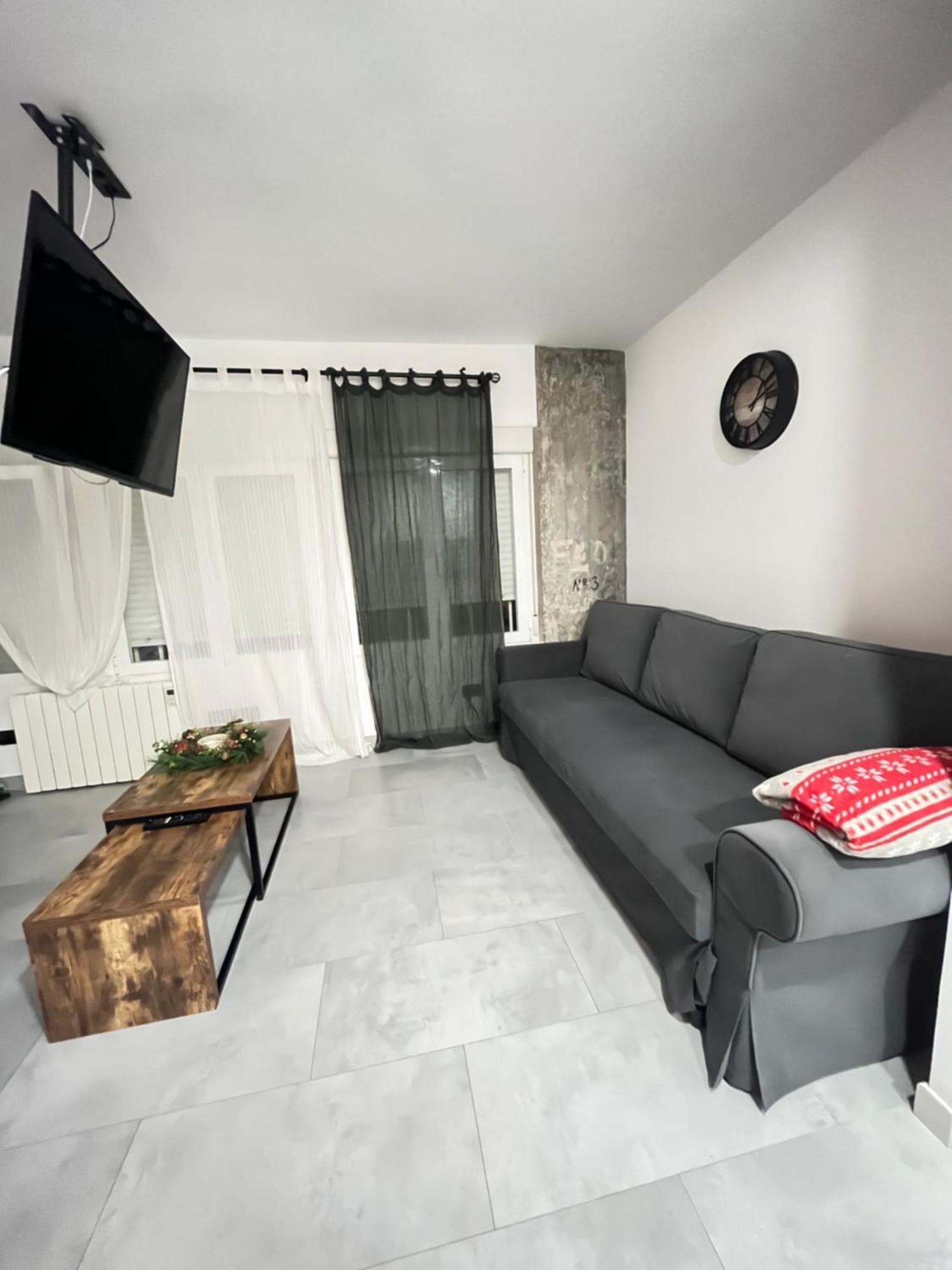 Apartamento Centrico, Luminoso Y Equipado Madrid Exterior foto